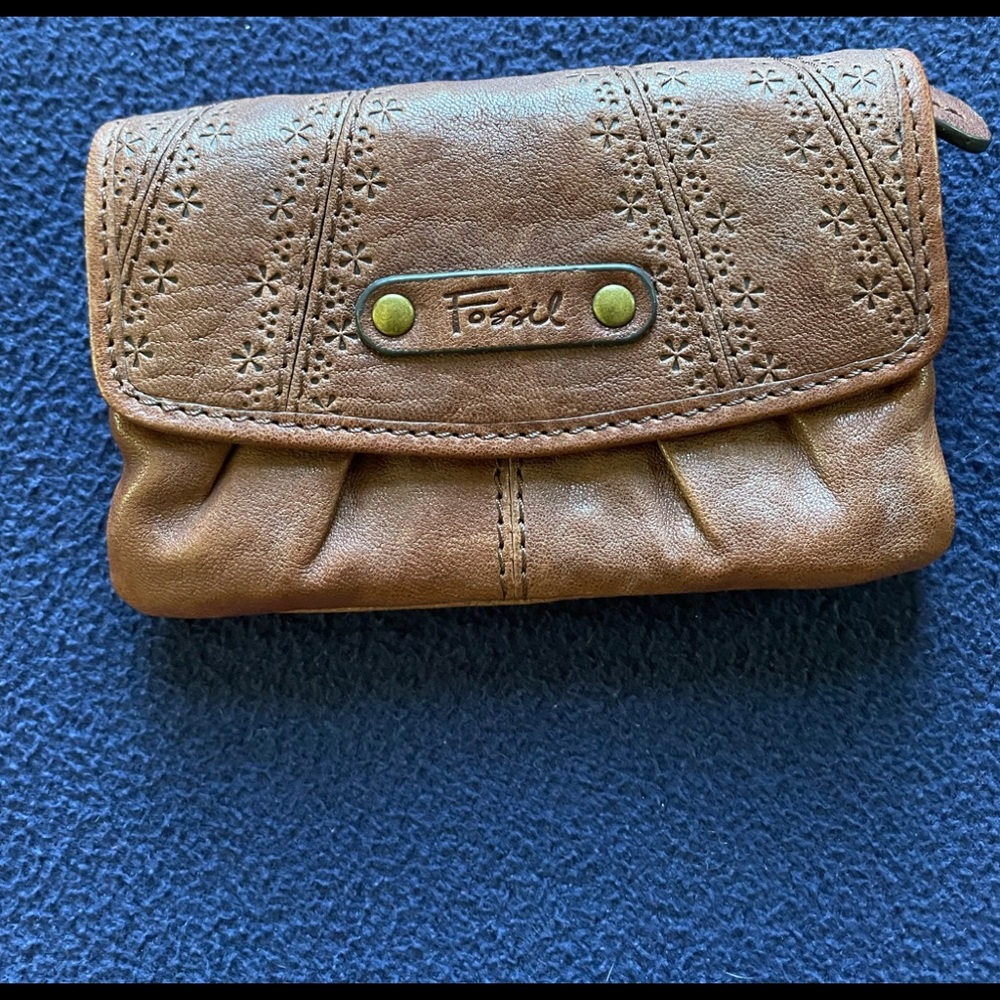 Fossil wallet.